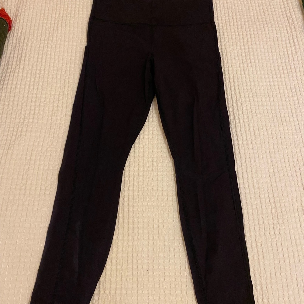 Athleta Black 7/8 High-Waisted Pocket Leggings